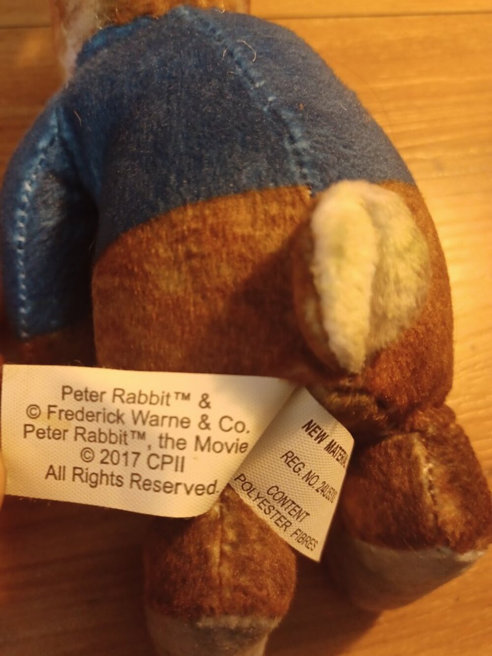 Peter Rabbit Plush Toy - Picture 6 of 6